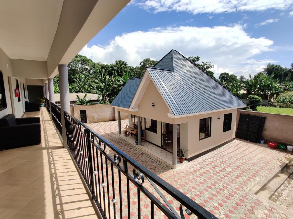 Wanyama B&B Аруша Екстериор снимка